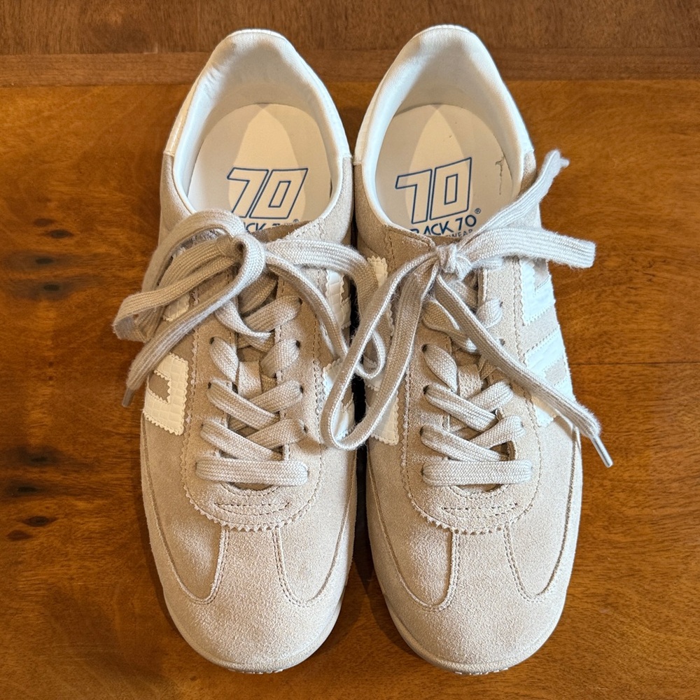Back 70 Barkley Strike Sneaker in Sand Size 38